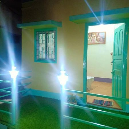 Dden Vennell Bnb -Metro Access- Calcutta Exterior foto